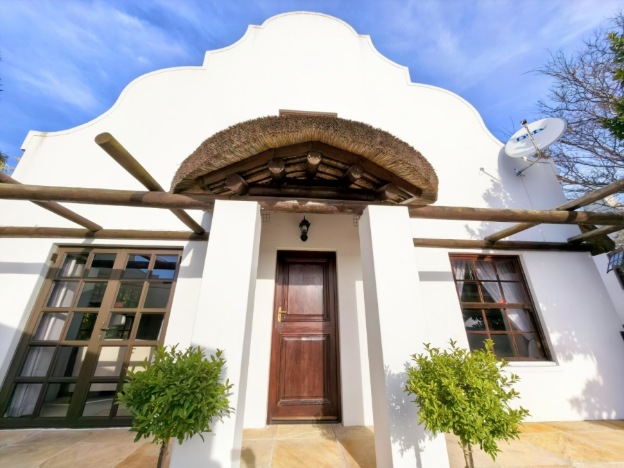 3 Bedroom Property for Sale in Dormehls Drift Western Cape